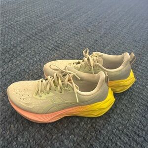 ASICS Novablast 4, women’s 7